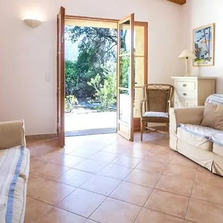 Sleeps 6 Pool Wifi * Monticello
